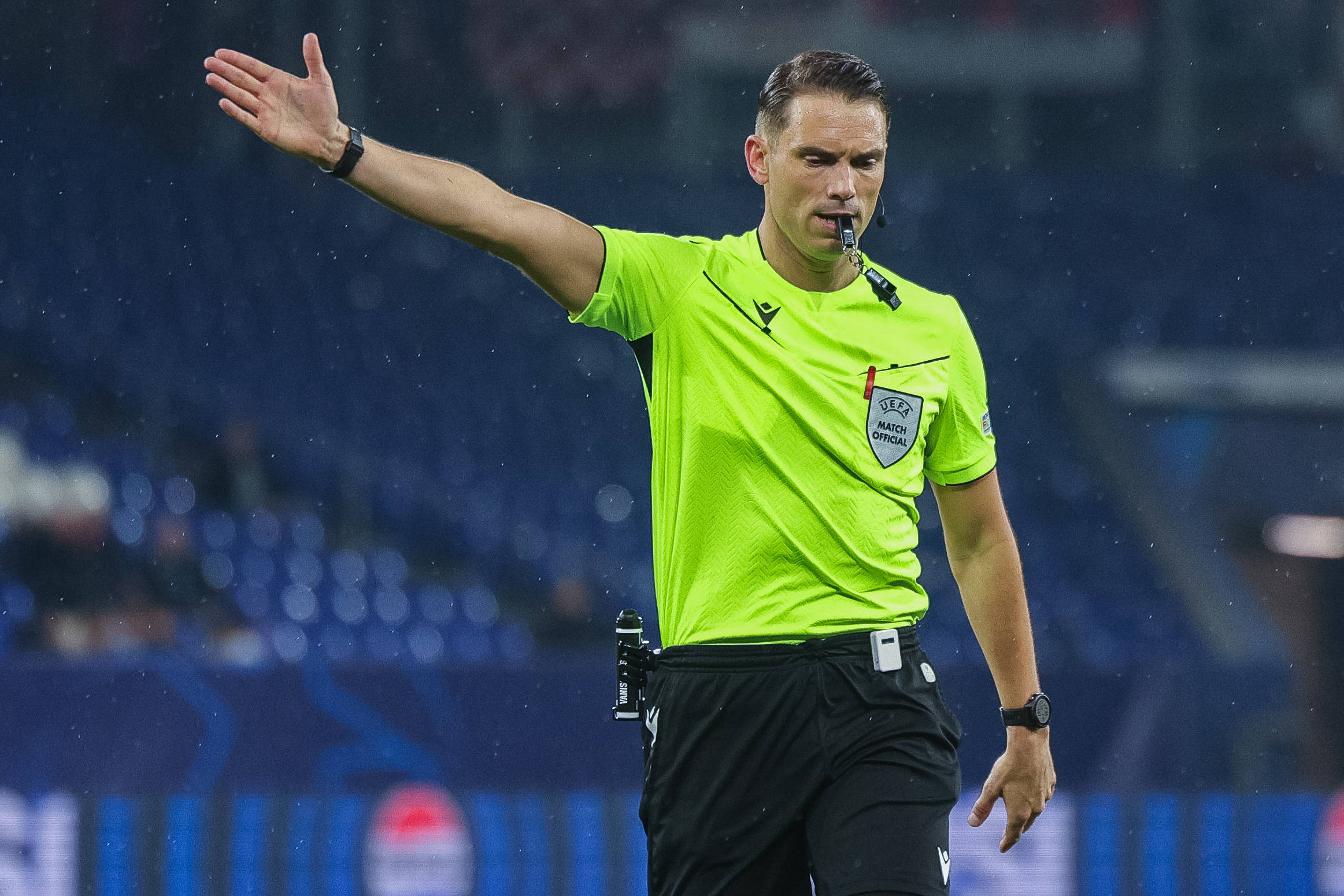 包含加时末段密尔沃基雄鹿再遭质疑——欧超杯节点到来；目标明确；球队文化再被提及的词条-开云